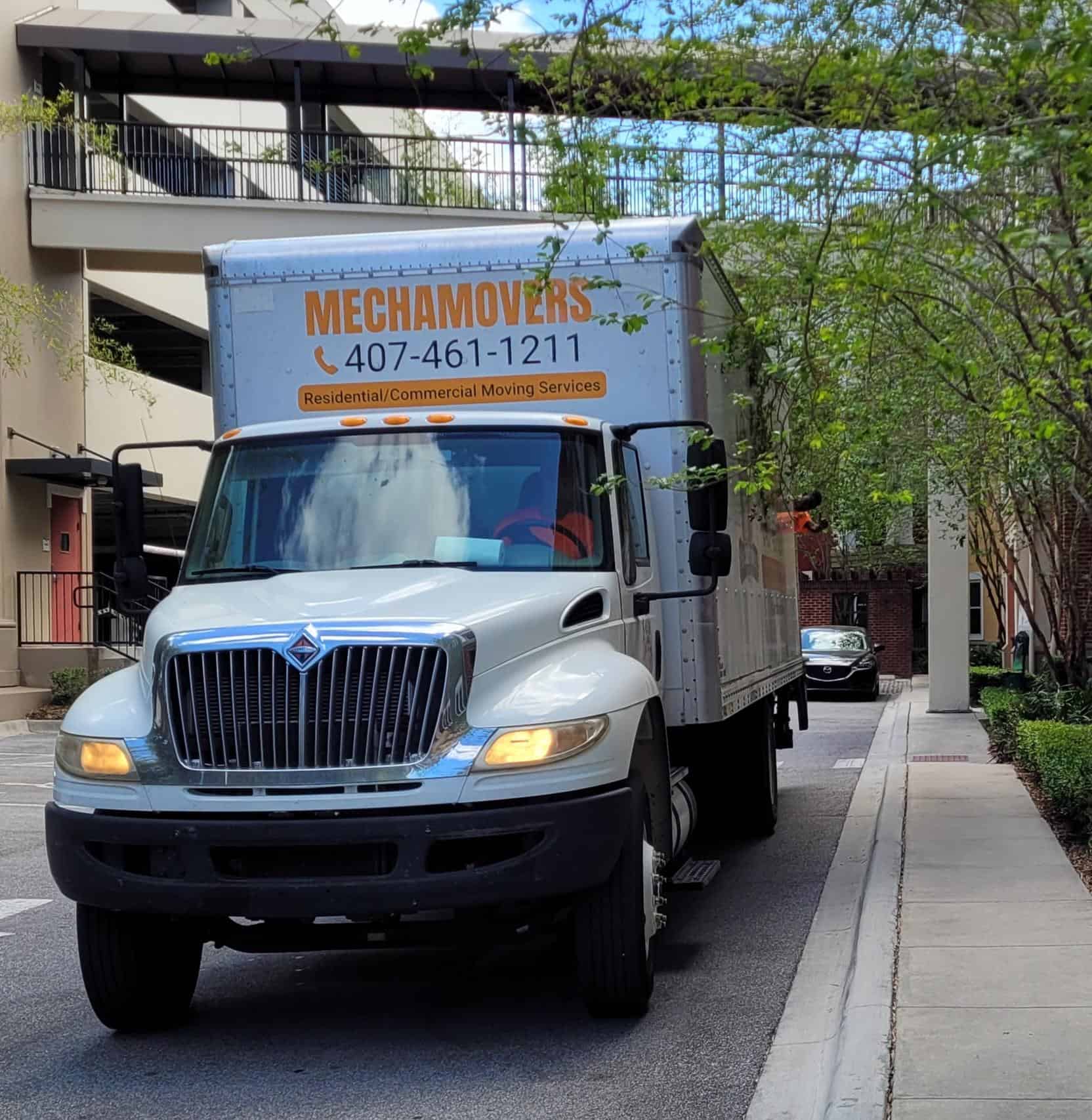 MechaMovers truck